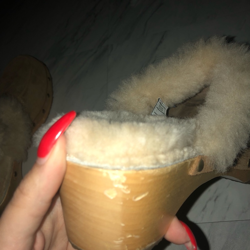 ugg open back clogs - Picture 5 of 5